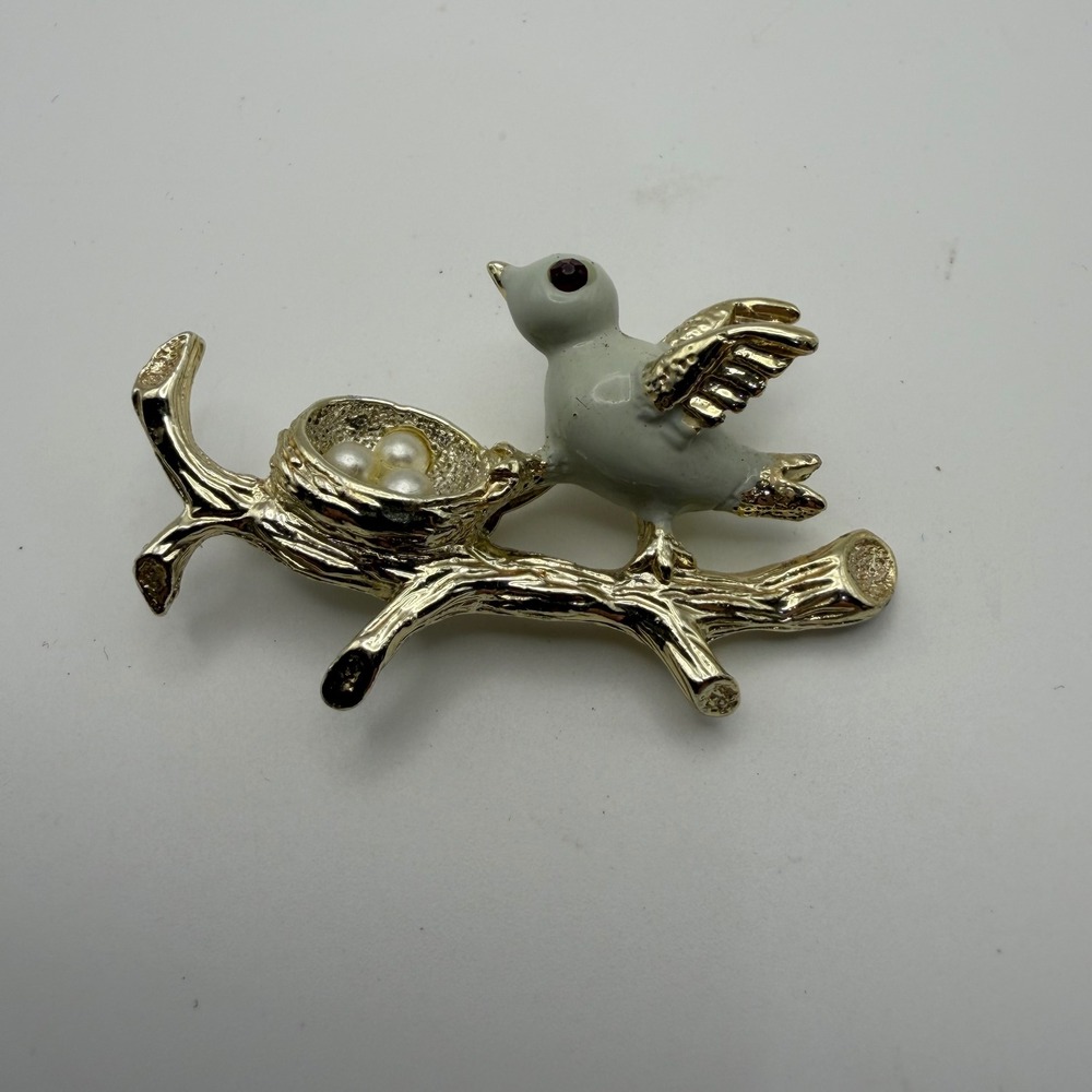 Gerrys Vintage Silver Gold Tone Bird on Branch Brooch Enamel Faux Pearl Nest Pin